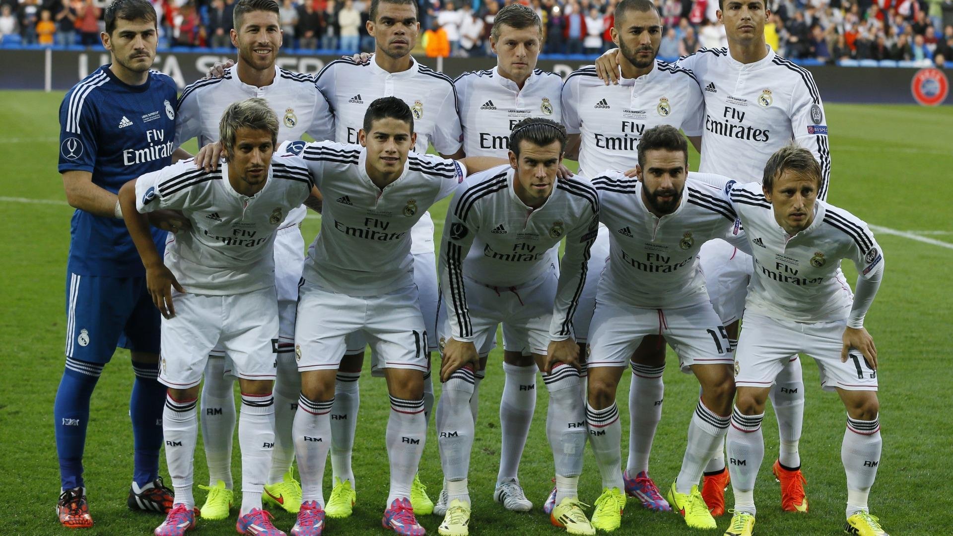 德甲赛场新战术出现，球队战术多样化，德甲新赛季